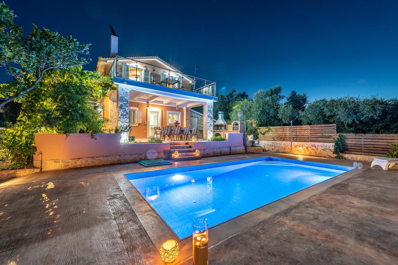 Villa Antonio Romírion Exteriör bild